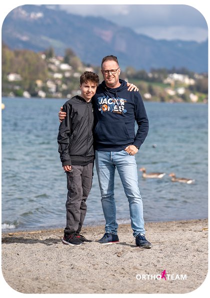 ORTHO-TEAM Hilfsmittel Beratung Kinder Korsett