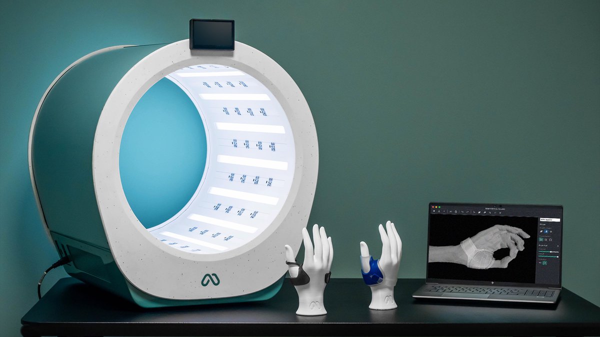 Studie von Daumenschienen im 3D-Silikondruck
