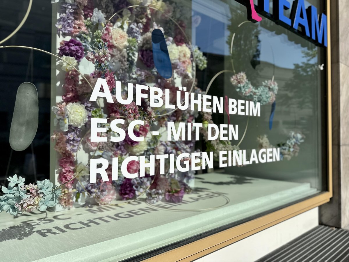 ESC Basel Schaufenster ORTHO-TEAM
